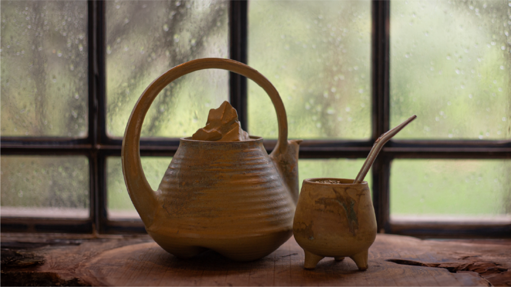mate y pava de cerámica